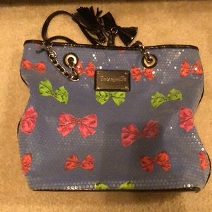 Betsyville tote